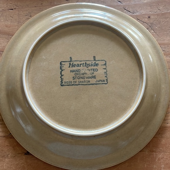 Japanese Hearthside Stoneware Salad Plates - Picture 7 of 7